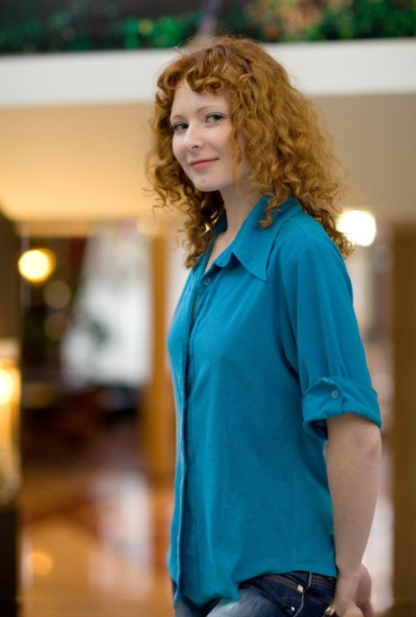 Redhead Rochelle A strips naked to prove that her carpet matches her drapes