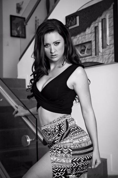 Sexy babe Karlie Montana shows her curvy ass & trimmed pussy in a B&W scene