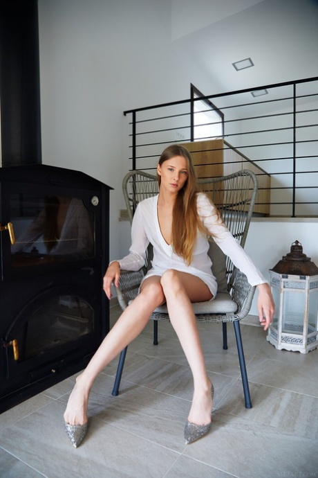 Met Art performed by Nimfa Hot Photos