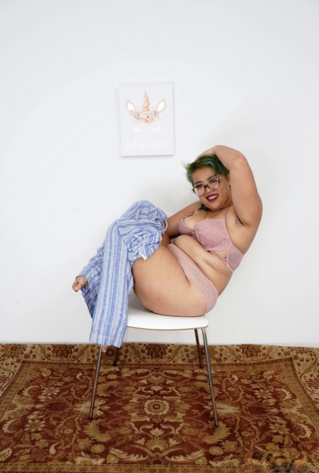 Chubby Asian hippie Manila Bey strips and shows her hairy curvy body