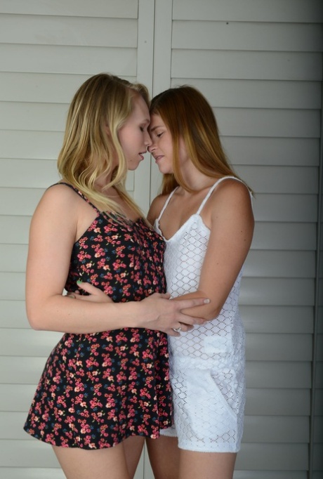 Horny teen amateurs Dakota James and Lara present each other's hole