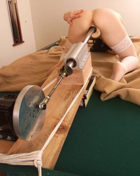 Fucking Machines performed by Lulu Hot Porn