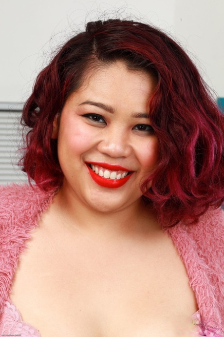 Chubby bombshell Manila Bey strips naked & spreads her hairy pussy up close