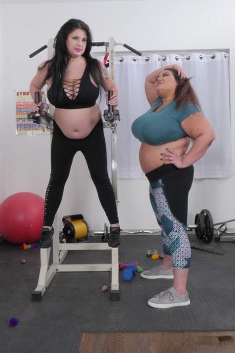 Chubby amateur babes Miss Ling Ling & Mischievous Kitty strip at the gym