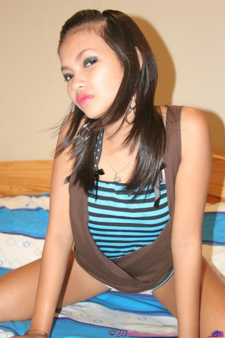 Petite Filipina Yvonny Fontanilla gives a superb blowjob & rides a monster rod
