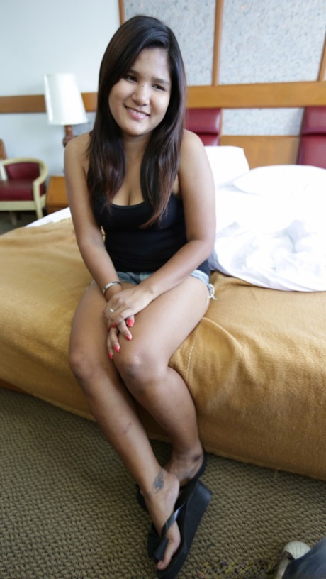 Black-haired Asian amateur Nam B flaunts her chubby body before POV sex