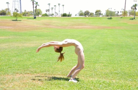 Teen jogger Kenzi strips in public and sticks a toy in her asshole in the gym