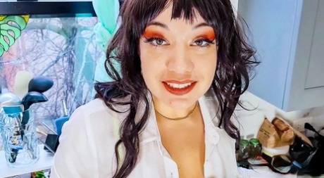 Hot brunette Little Puck gets creampied while enjoying hardcore POV sex
