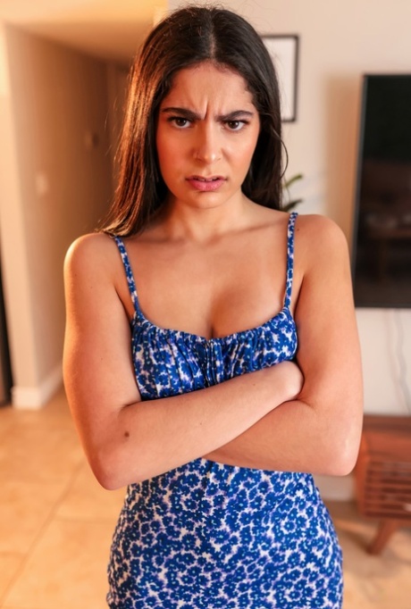 Teen stepsis Angel Gostosa flaunts her body before riding a fat boner