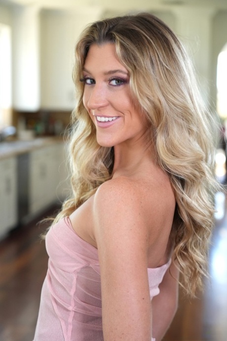 Sexy blonde babe Addison Vodka shows off her small tits and her big booty