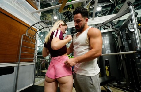 Bootylicious teen Jayden Black seduces a strong dude at the gym & has sex